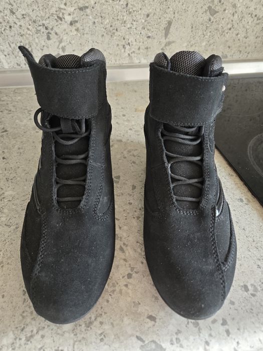 Дамски мото боти