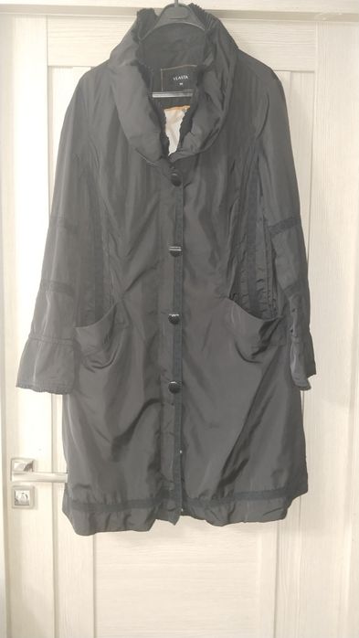Плащ  54 р женский.