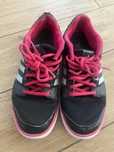 Adidas fete/ femei numarul 38