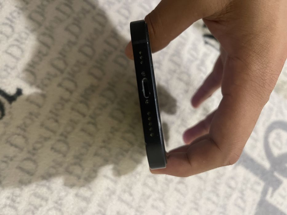 Iphone 12 negociabil 1350