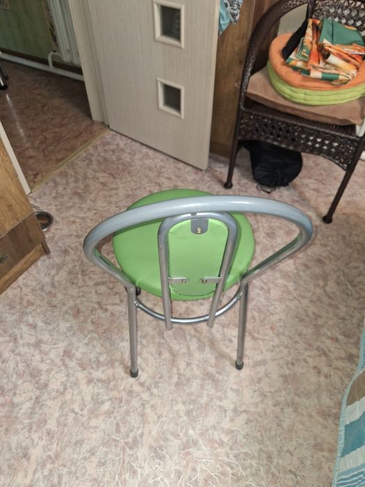 Продам стулья б/у