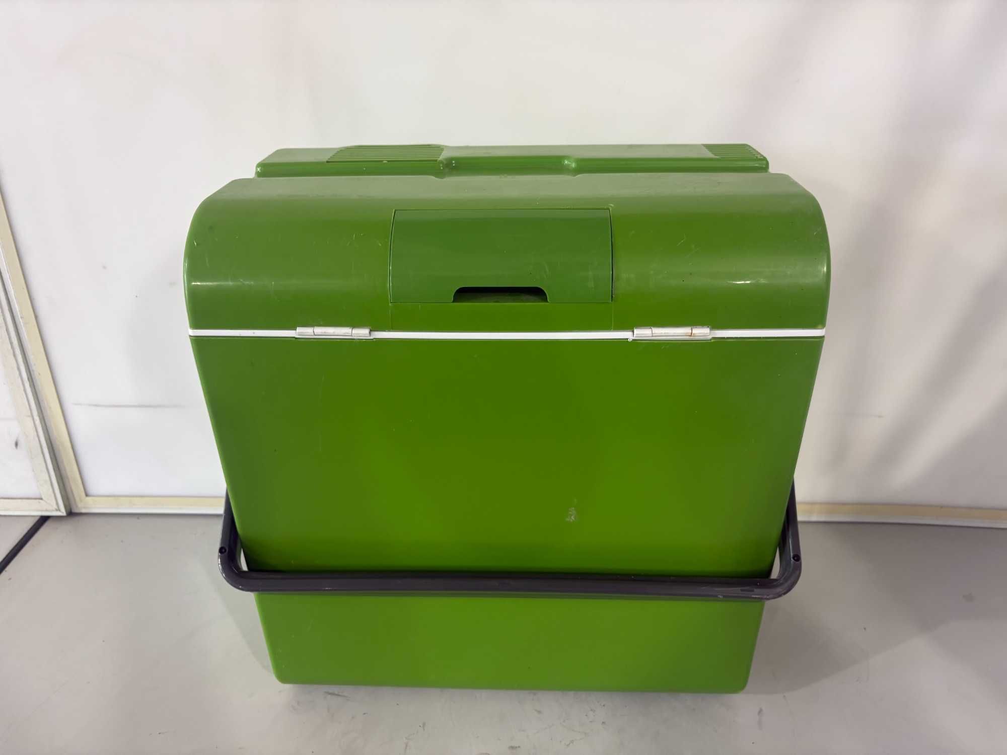 Хладилна чанта 12 V - Outwell 24L