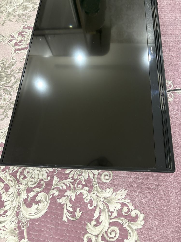 Продается ТВ Samsung 40