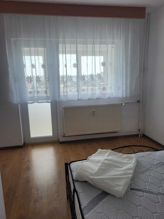 Inchiriez apartament 2 camere Republicii