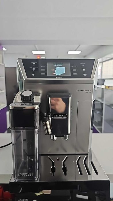 Delonghi PrimaDonna Class ECAM 550.75.MS — автоматическая кофемашина