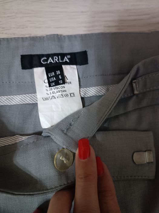 Vând costum dama gri