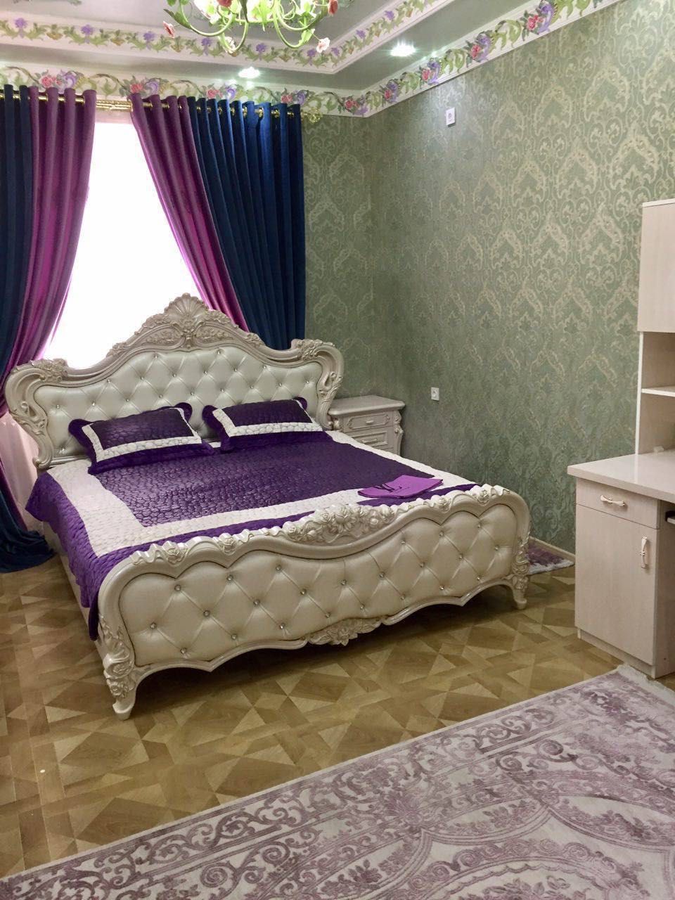 Нукусская 3/2/10
HOвостройка Dream House  
Площадь-80 
+Теплый пол