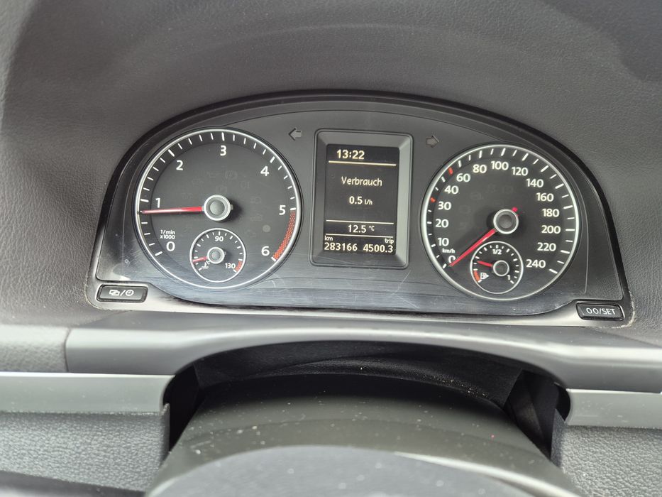 Volkswagen Touran 2012