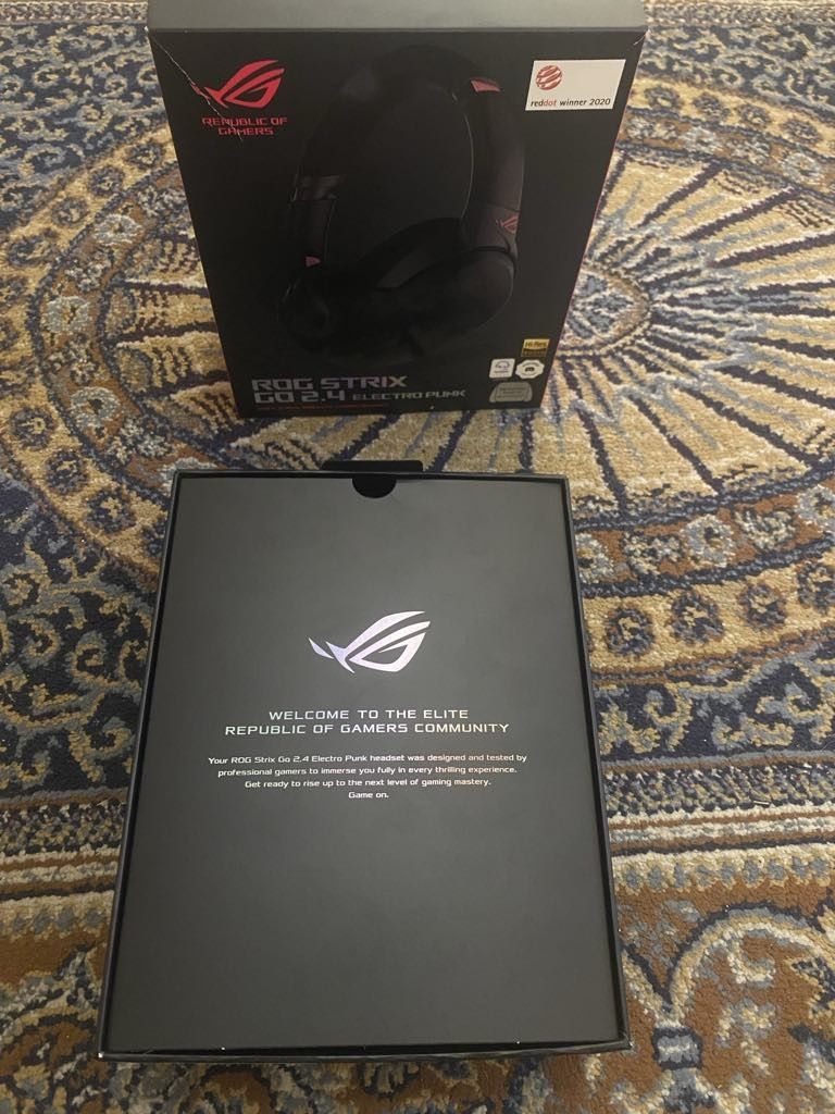 Asus Rog strix go 2.4 elecrto punk (розов)