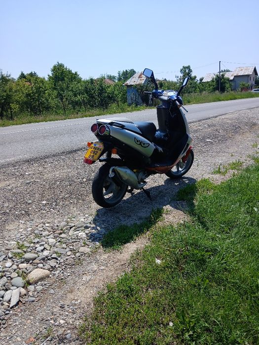 Scuter Aprilia Sr  49cm  în stare buna