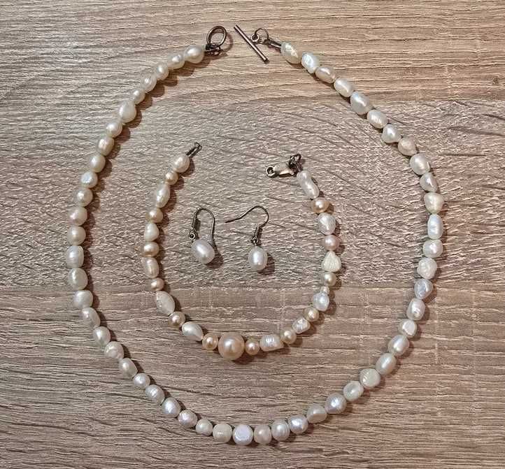 Bijuterii din malachit, perle și agate