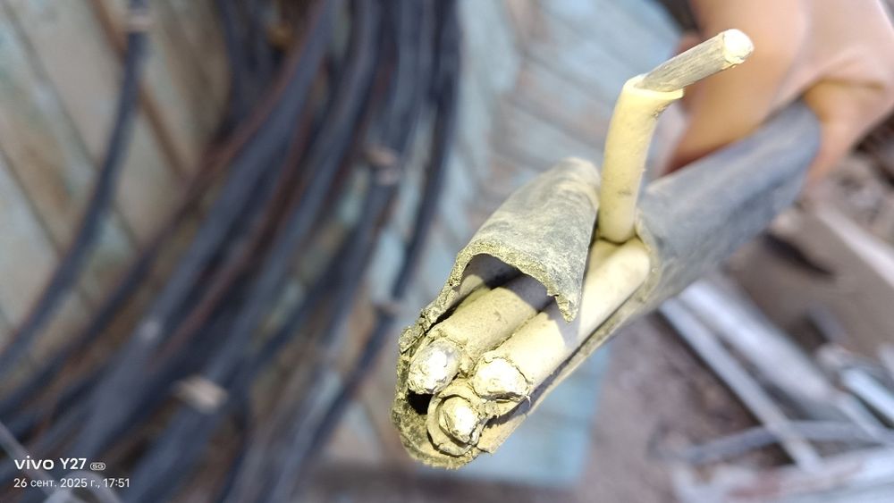 Продам кабель силовой электрический алюминиевый 25 метров