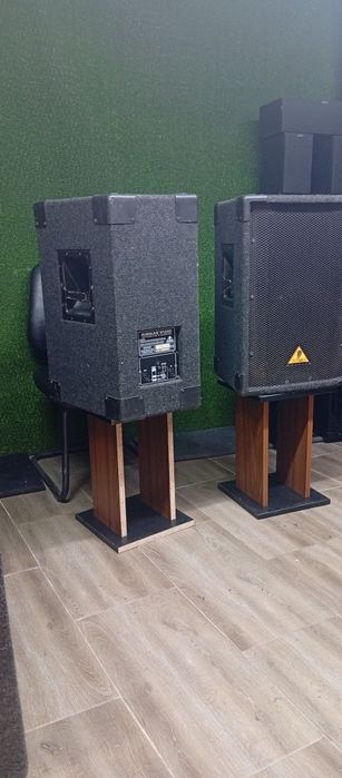 Професионални тонколони BEHRINGER B-1220