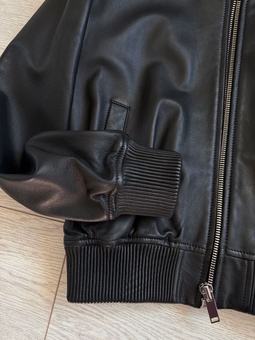 Дамско кожено яке тип бомбър Massimo Dutti