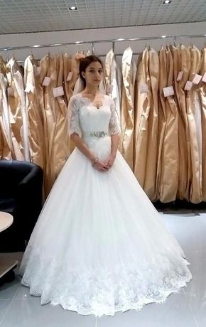 Белое свадебное платье