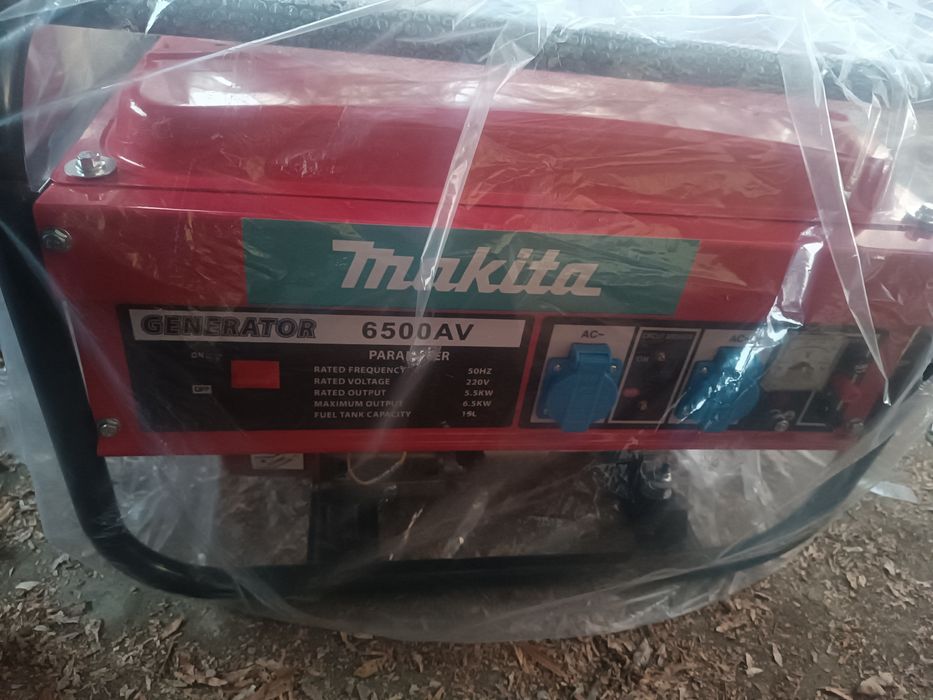 Бензиновый генератор