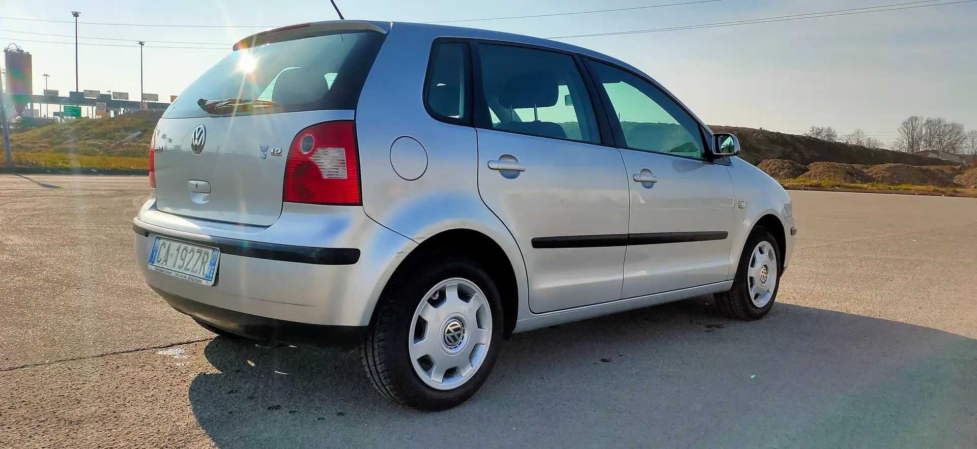 на части Volkswagen Polo 2001