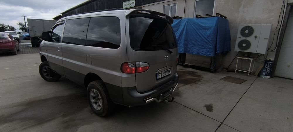 Hyundai H1 Starex 4x4 2.5CRDI