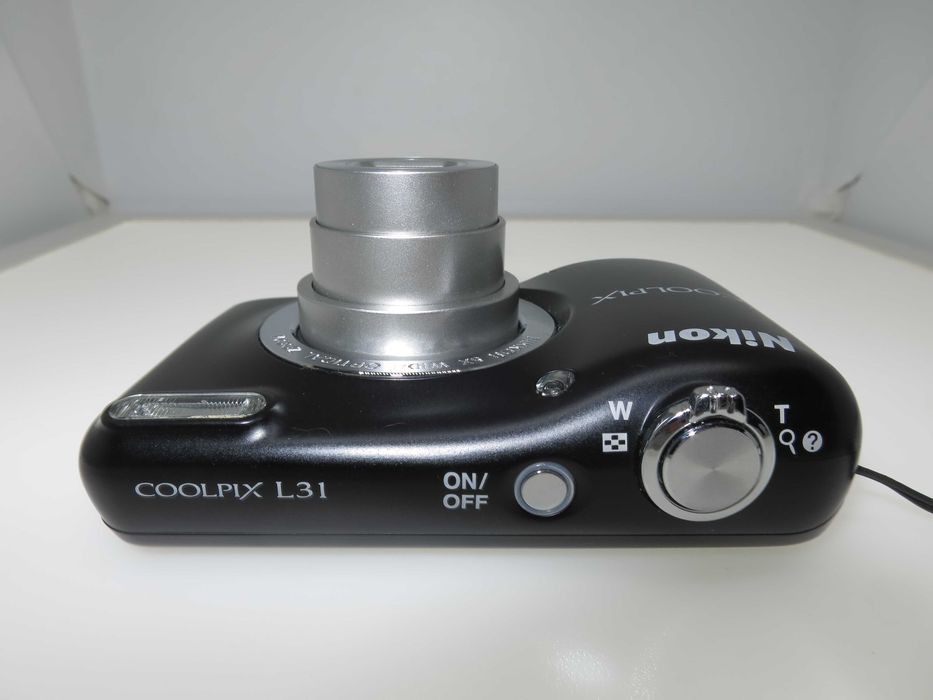 Nikon Coolpix L31 компактен фотоапарат джобна дигитална камера