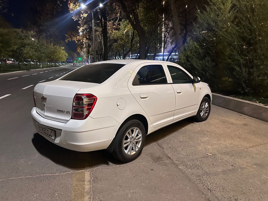 Срочно Кобалт сотилади.