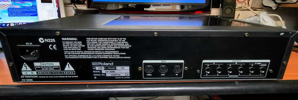 Vând Modul Roland XV-3080 - GM2, 128 Voci, Specificații Complete