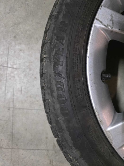 Roti Iarna BMW Style 385 R17 7.5J ET54 Goodyear noi F45 F46
