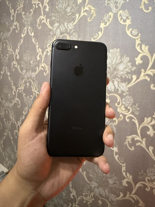 iPhone 7 plus + 128gb