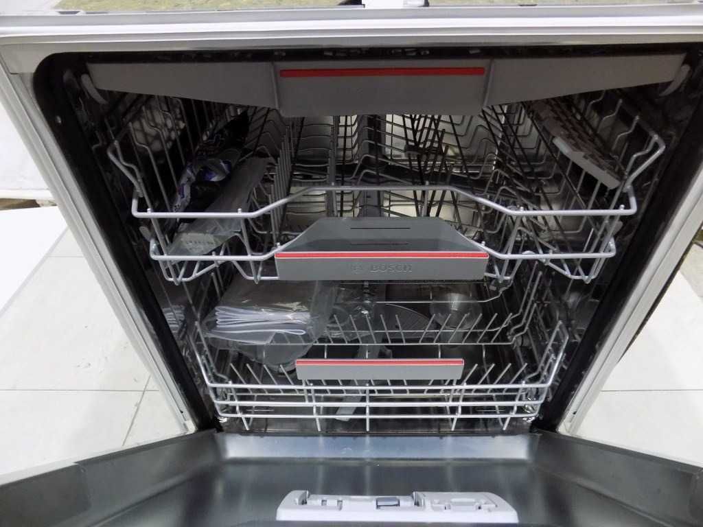 Съдомиялна за вграждане BOSCH SMV4ECX28E код 3333