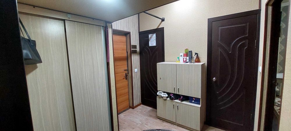 Квартира срочно сотилади. Чилонзор 6 квартал 3/1/4