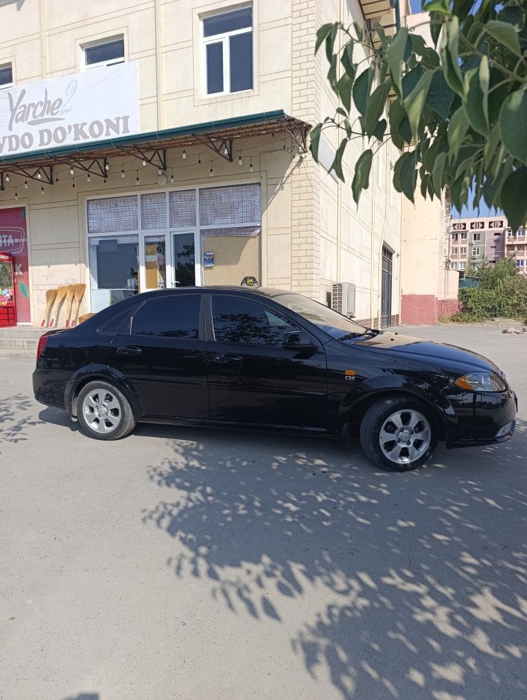 Gentra Sotiladi tayor kreditli