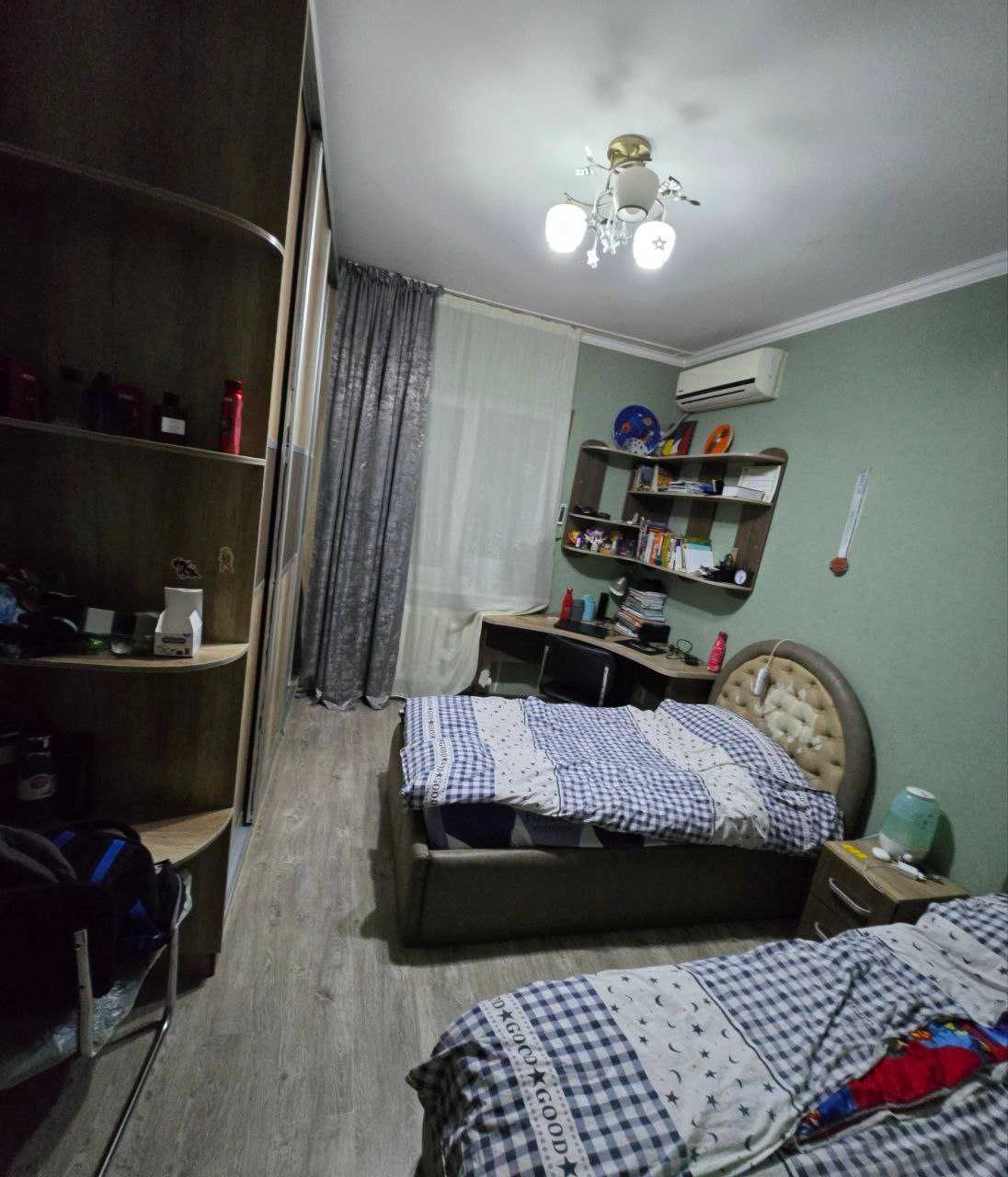 Срочно Продаю 4/4/5 кв на Карасу-3