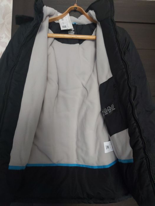 Куртка мужская новая.