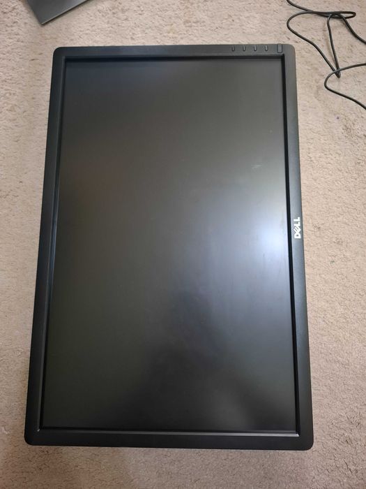 Монитор Dell P2213f