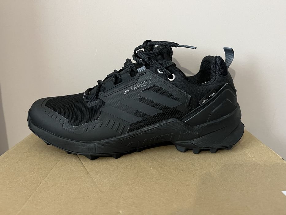 Adidas terrex swift
