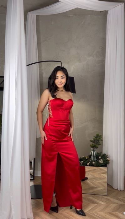 Женское платье — новинка | Идеальная посадка