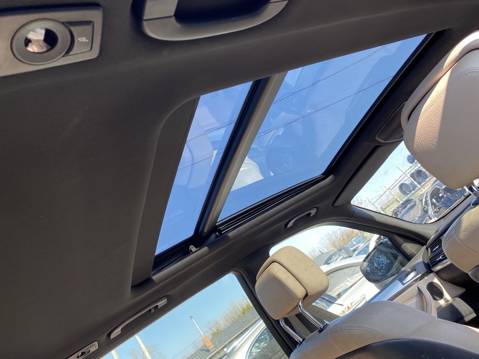 Ușă stânga spate BMW X5 E 70 2011