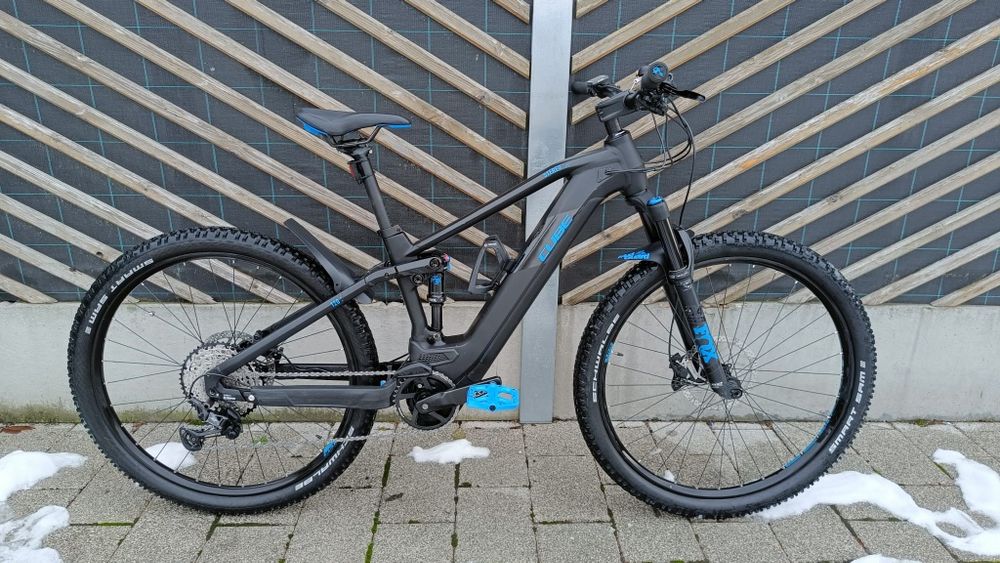 Cube Stereo Racer (Bicicleta electrică)