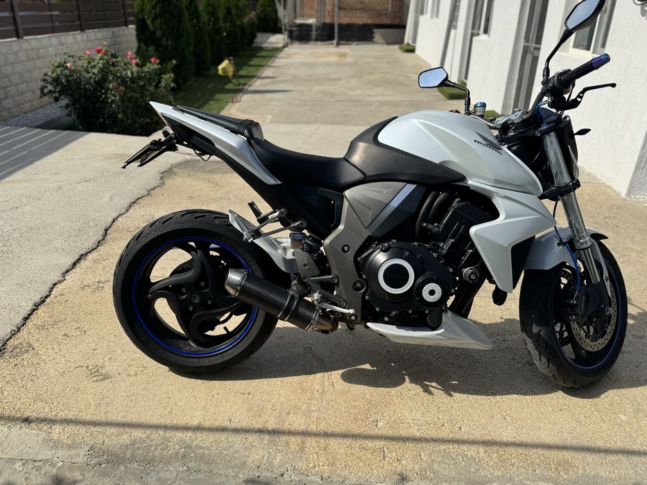 HONDA CB1000R cu numar de serie stantat pe ghidon