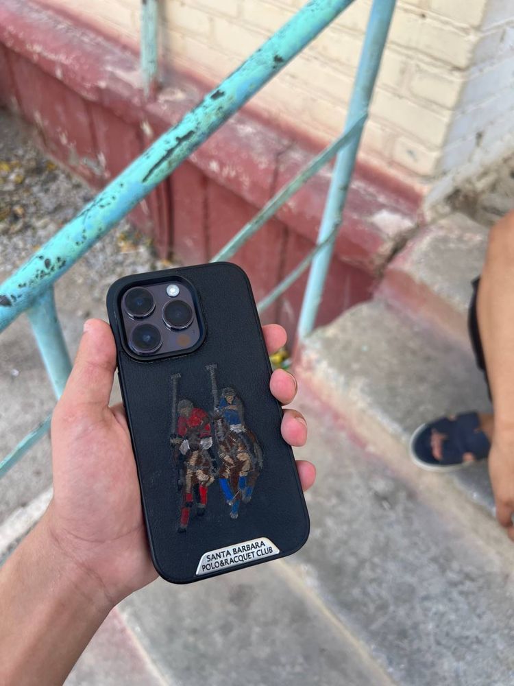 Iphone 14 pro с гарантиями