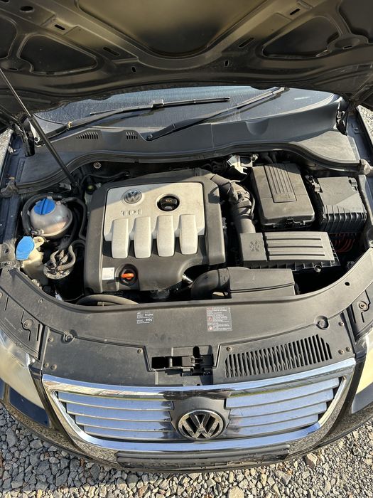 VW Passat B6 2.0TDI 140кс на части!