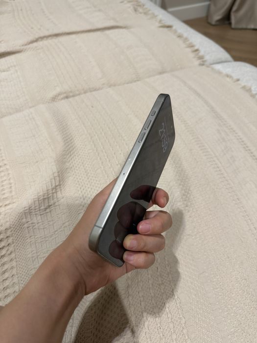 Iphone 15 pro max 256gb в идеальном состоянии