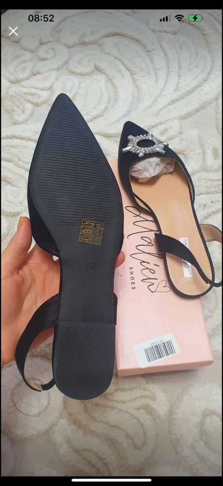 Pantofi cu talpă joasă