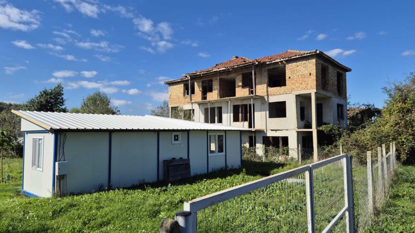 Продавам къща в с.Ново Оряхово, област Варна