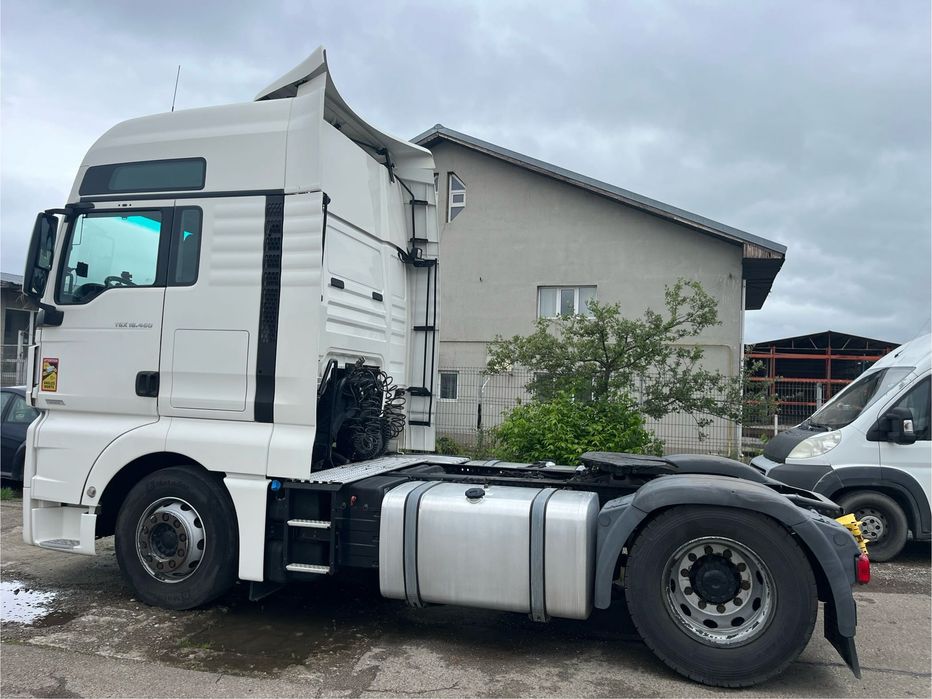 MAN TGX 18.460 XXL –  PRET : 18 000 € + TVA,  stare excelentă
