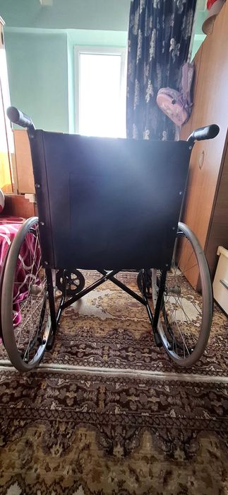 Vând carucior handicap