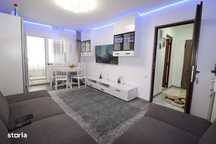 Vând apartament 3 camere în Hunedoara, zona M5/1-Str.Zambilelor, et.2