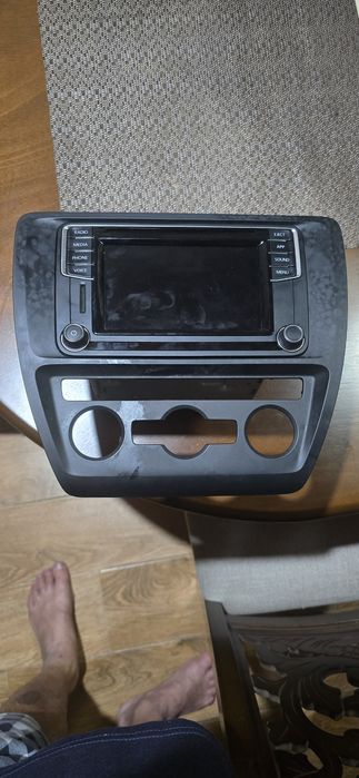 Vând navigație mare vw