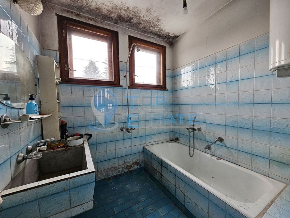 Продава се Къща в с. Горна Росица, Област Габрово - 260 кв.м за 466 €/кв.м - Снимка #8