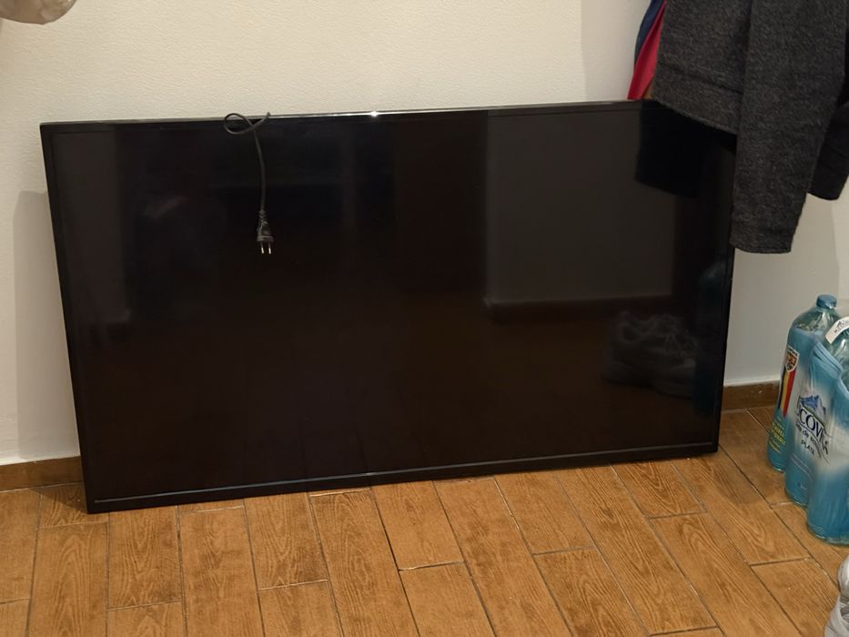 Televizor LED 4K Starlight 50DM7000 Backlight Defect ECRAN BUN