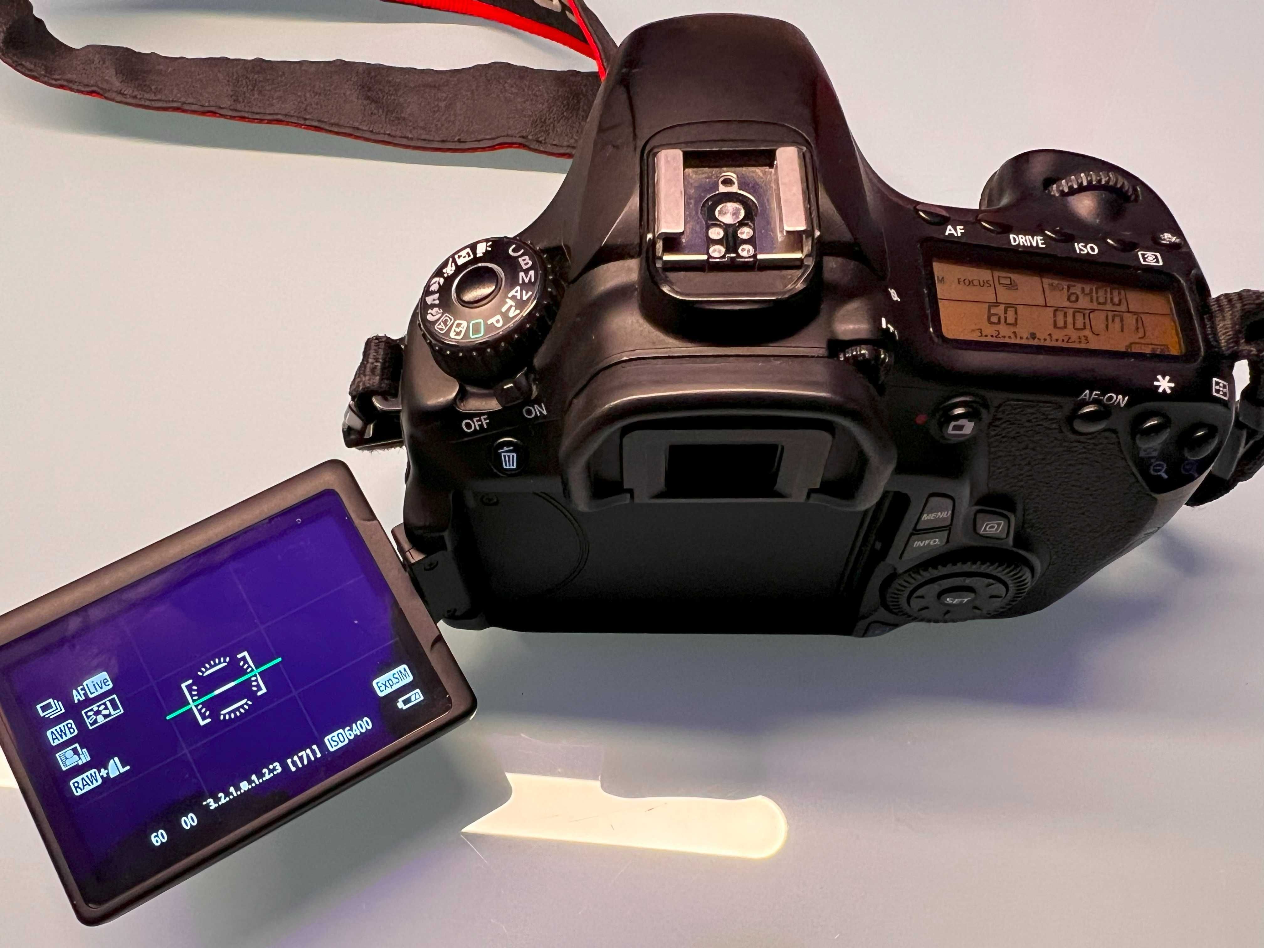Продавам Canon EOS 60D в комплект с кутия, документация и др.